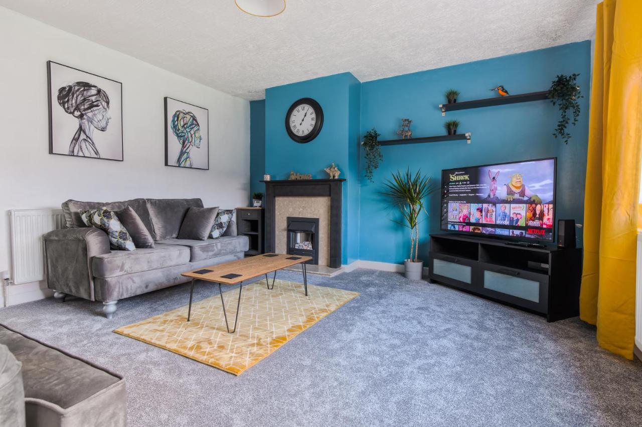 Rookwood House - Spacious Home With Free Parking - Short Stay Leeds Leeds  Exterior photo